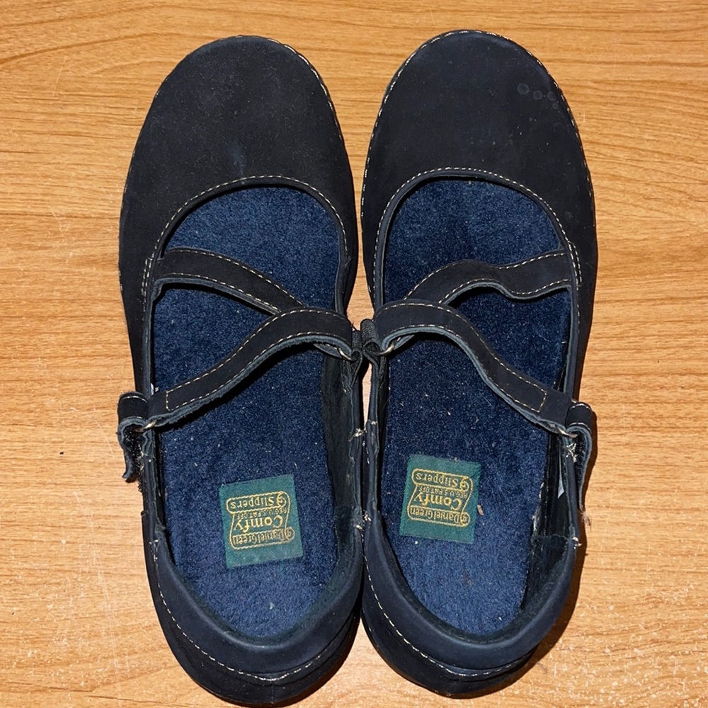 Vionic Daniel Green Black Suede Flats w Strap (7.5)
